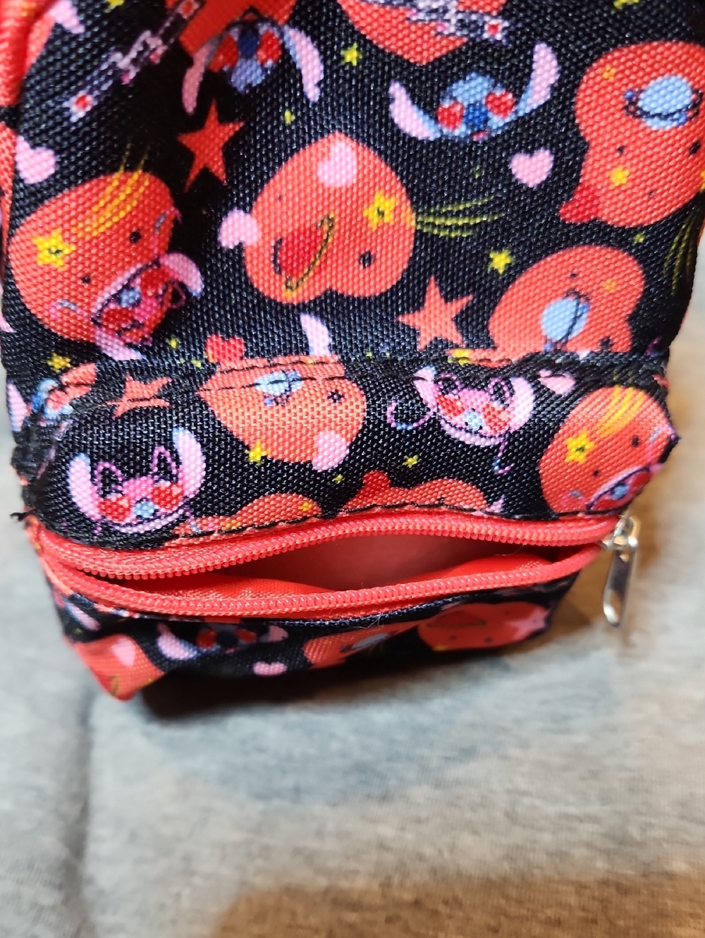 Stitch Mini Backpack Keychain - Picture 5 of 7